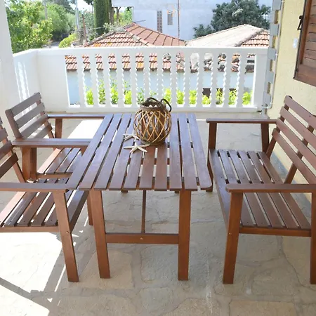Emmanuel's Summer House *