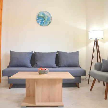 Emmanuel's Summer House * 소조폴리