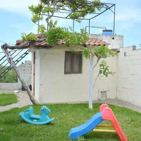 Διαμέρισμα Emmanuel's Summer House