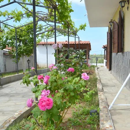 Διαμέρισμα Emmanuel's Summer House *